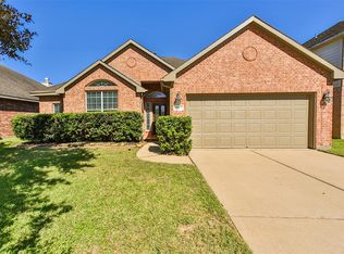6014 Wickshire Dr, Rosenberg, TX 77471