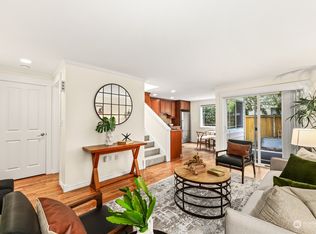 3033 60th Ave SW APT 5, Seattle, WA 98116