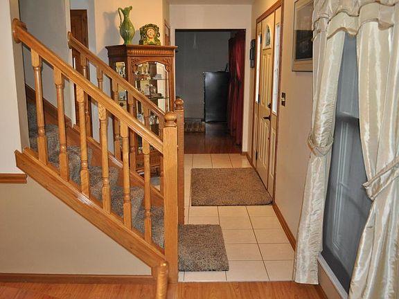 4th image of 4634 Lombardo St