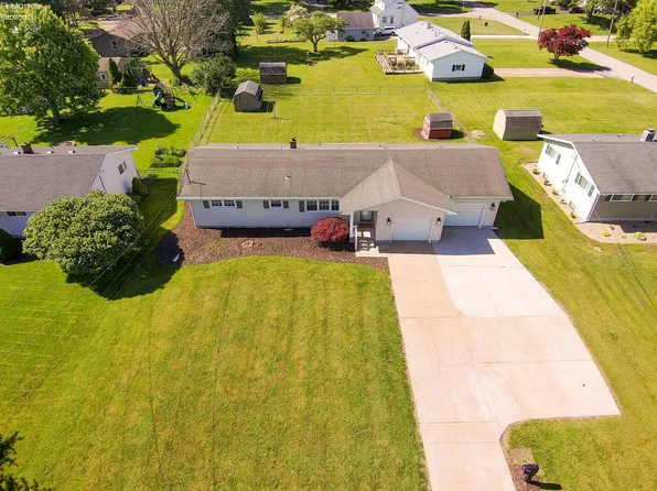 5720 Bogart Rd W, Castalia, OH 44824