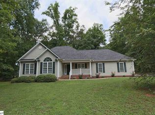 10 Knotts Ct, Fountain Inn, SC 29644
