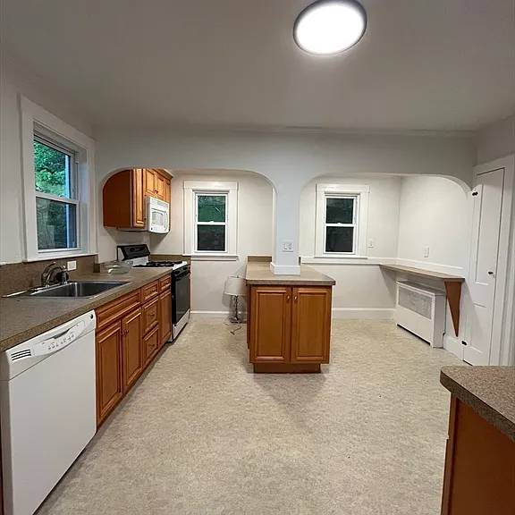 155 Lebanon St — Photo 6