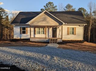 935 Kings Hill Rd, Spring City, TN 37381