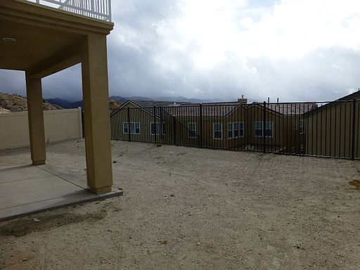 4th image of 15726 Rocky Ct