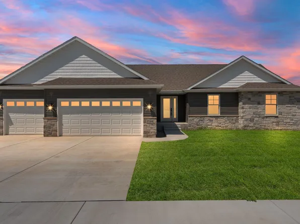 17184 Brookwood Dr, Lowell, IN 46356