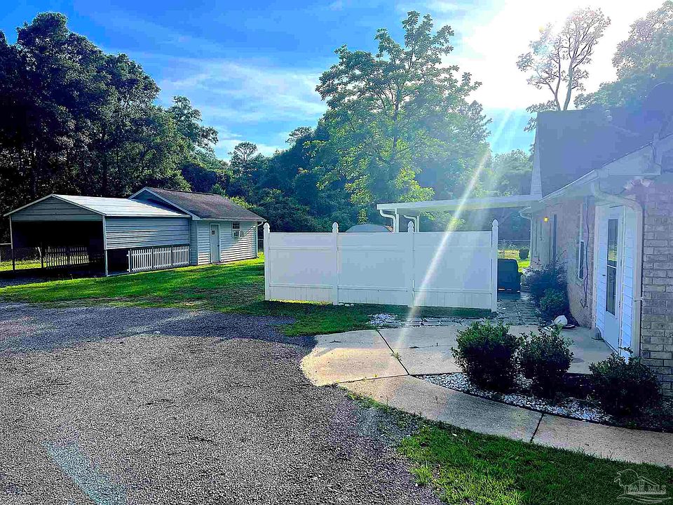 2nd image of 5861 McCall Rd