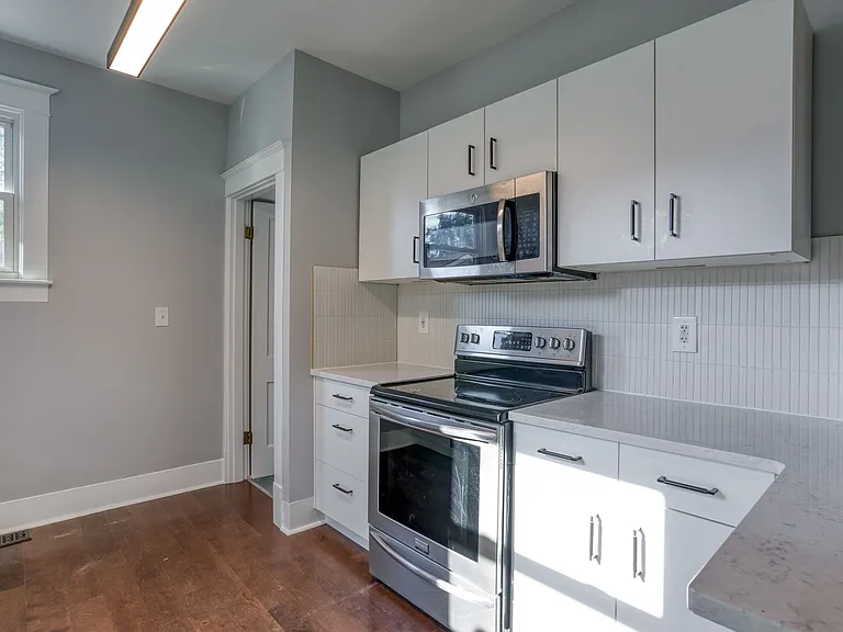 2103 Wrocklage Ave — Photo 16
