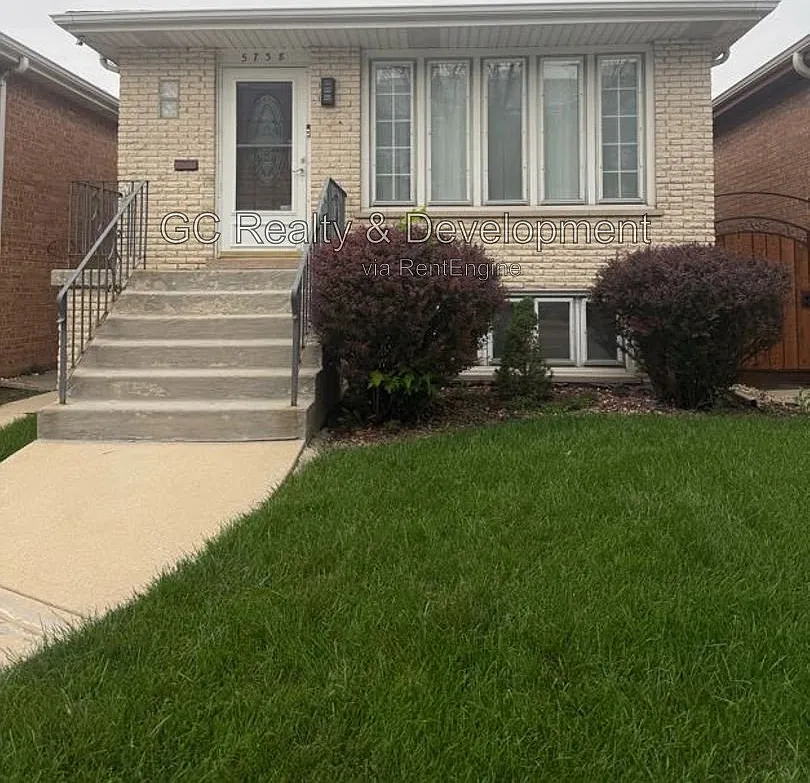 3 bed, 1.5 bath, 1120 sqft, $2,500 — Photo 1