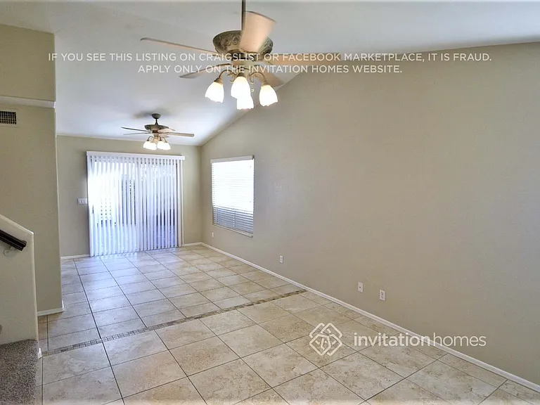 7125 N 28th Ave — Photo 3