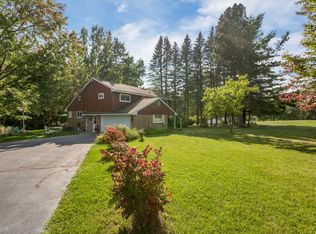 291 Canter Ln, Holly, MI 48442