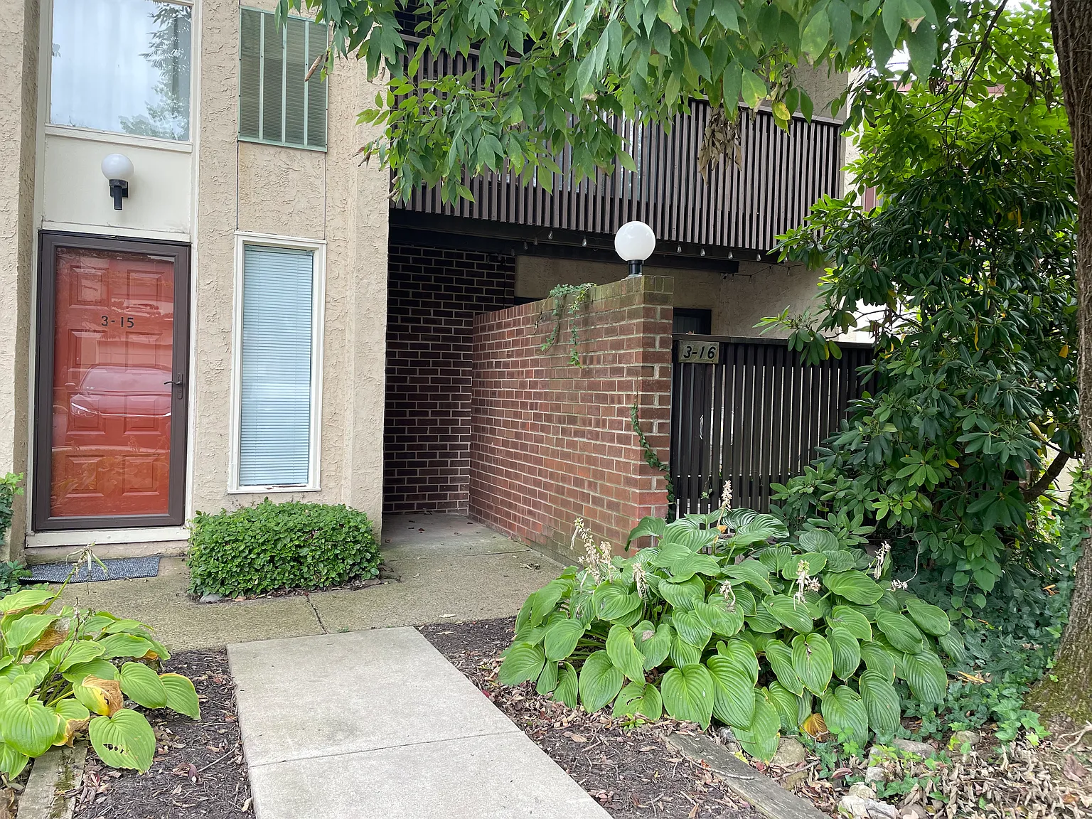 2 bed, 1137 sqft, $2,000 — Photo 4