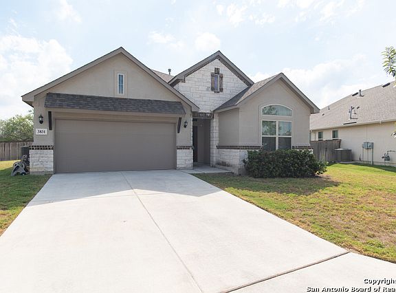 3rd image of 3831 Brazos Bnd