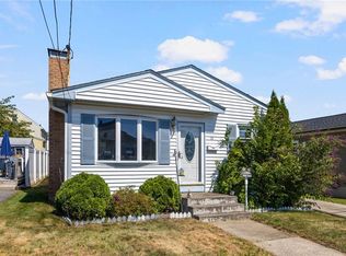 13 Wilna St, Providence, RI 02904