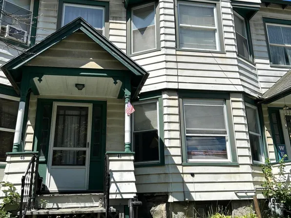 46 Summer St, Adams, MA 01220