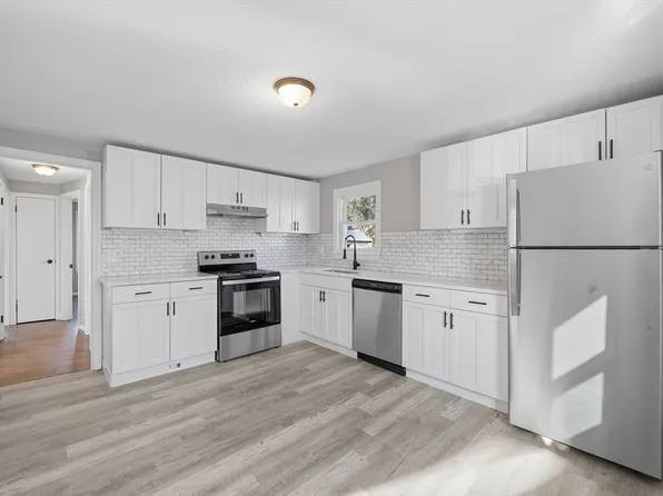 59 Piedmont St, Springfield, MA 01104