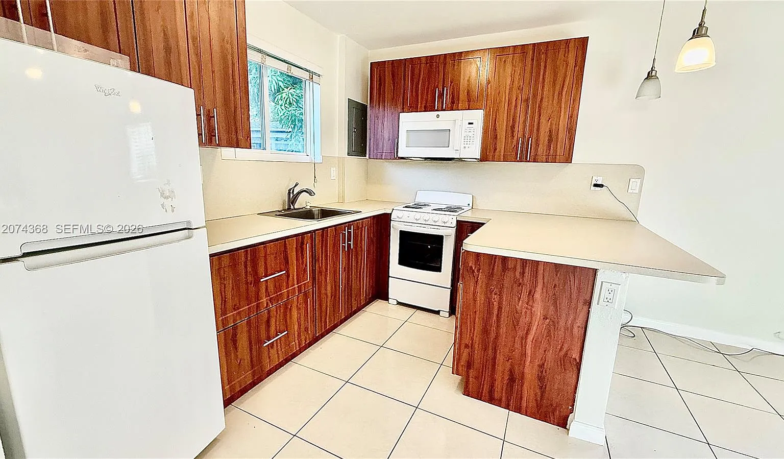 Tropico Estates — Photo 4
