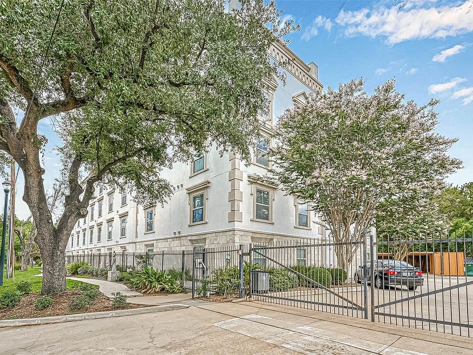 1st image of 3501 Chenevert St #17