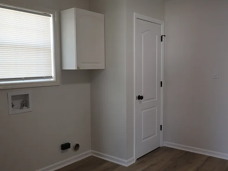 87 Park Ln — Photo 27