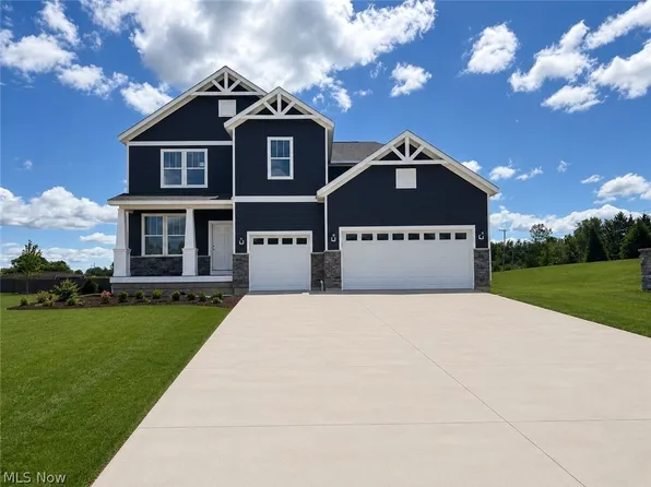 6379 Cooper Hawk Dr, Medina, OH 44256