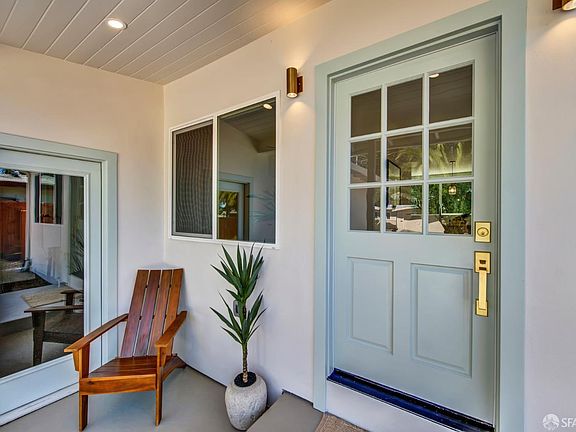 5th image of 1164 Crespi Dr