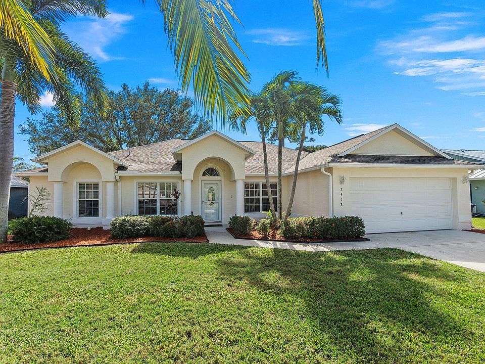 1st image of 2412 SE Alfonso Avenue