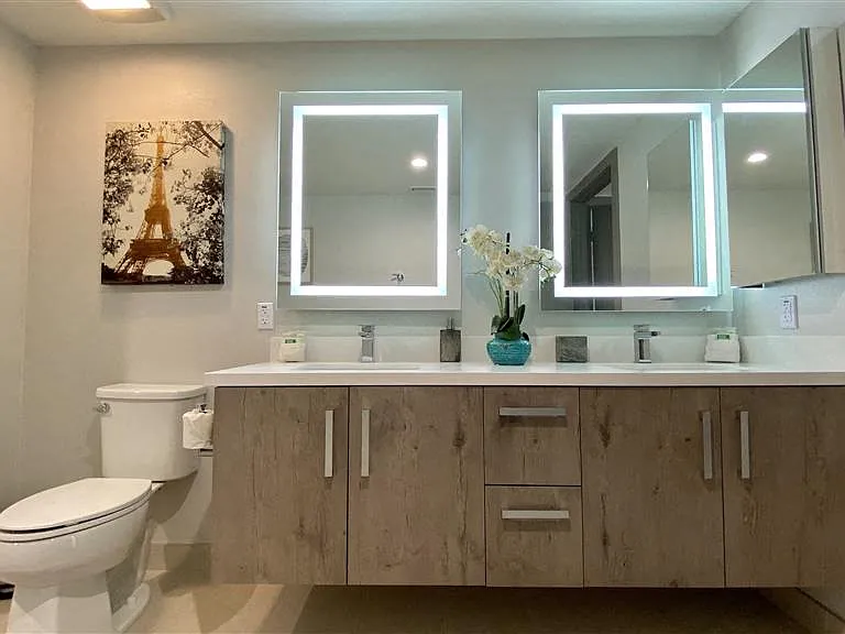 5100 Wilshire Blvd — Photo 28