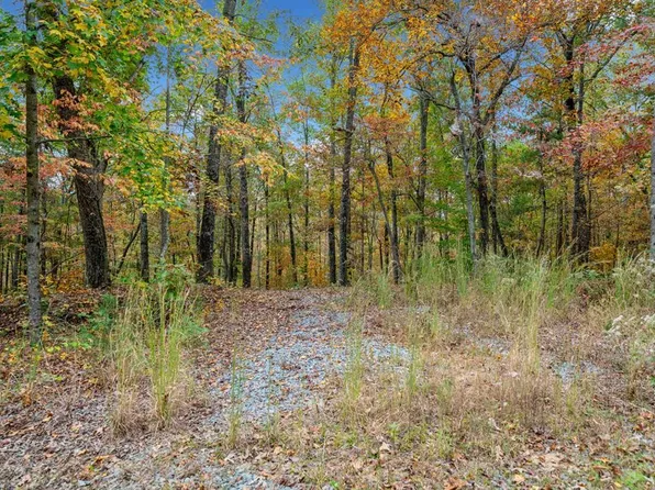 363 Old Post Trl, Talking Rock, GA 30175