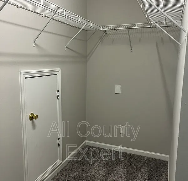 5480 Mountain Top Pl — Photo 15