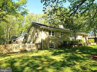 4114 Burke Station Rd, Fairfax, VA 22032