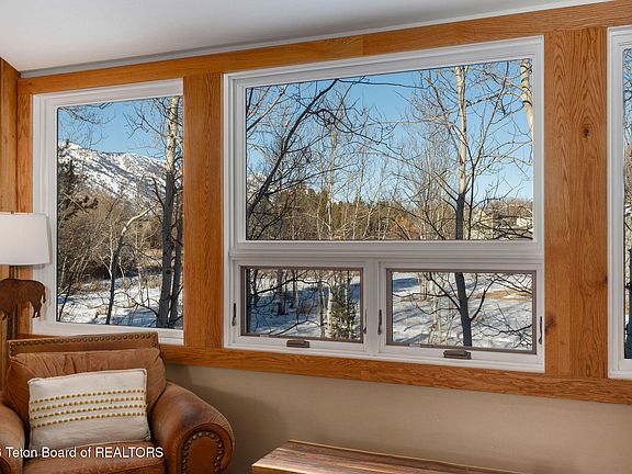 4th image of 3945 S Lake Creek Dr #C-4