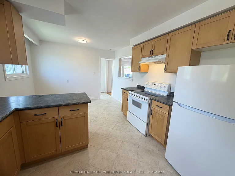 43 Walter Ave #UPPER — Photo 5