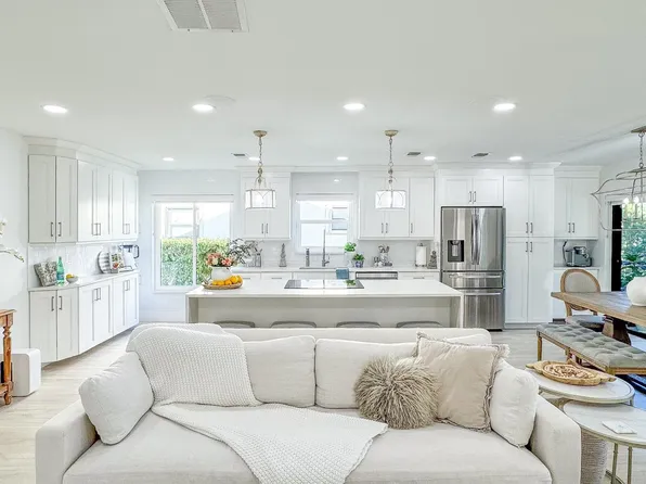 2766 Carnation Ct, Delray Beach, FL 33445