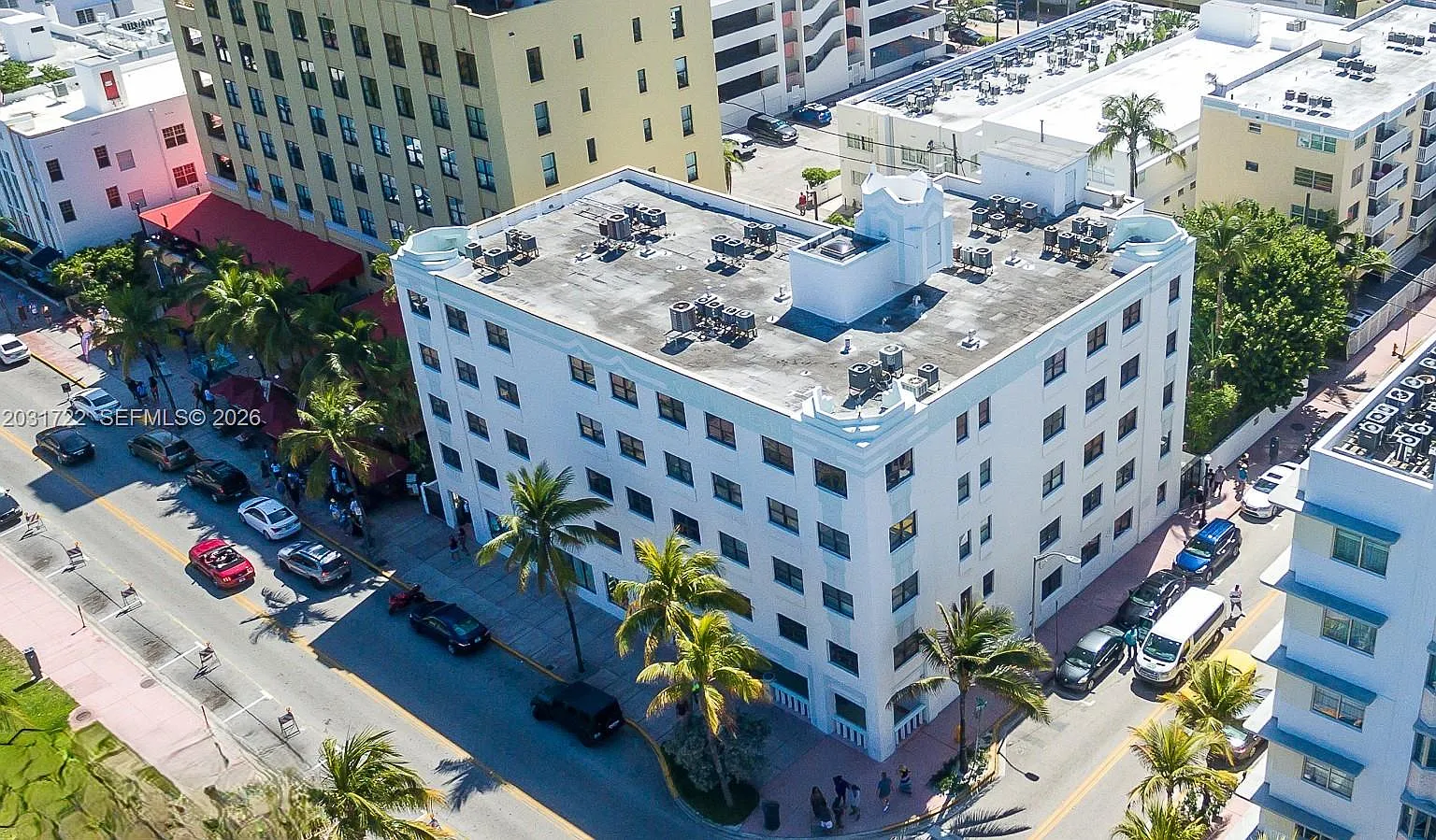 1390 Ocean Drive Condo — Photo 3