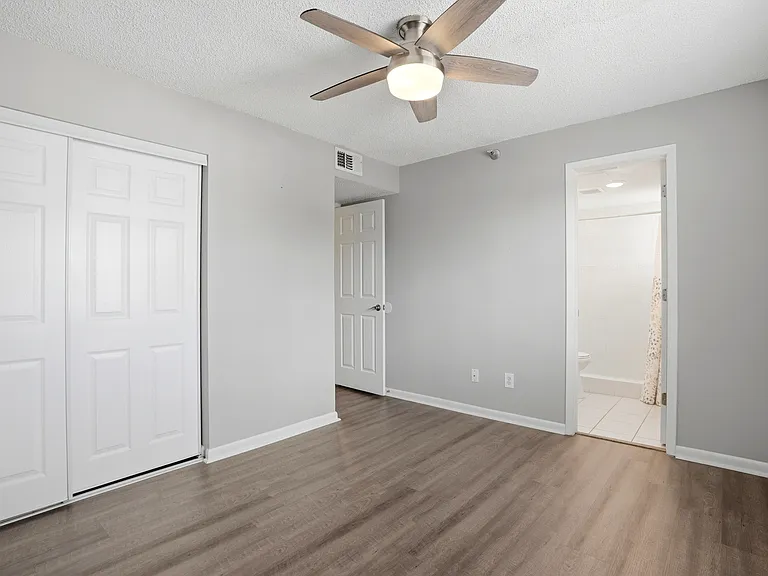 3002 W Cleveland St #B8 — Photo 19