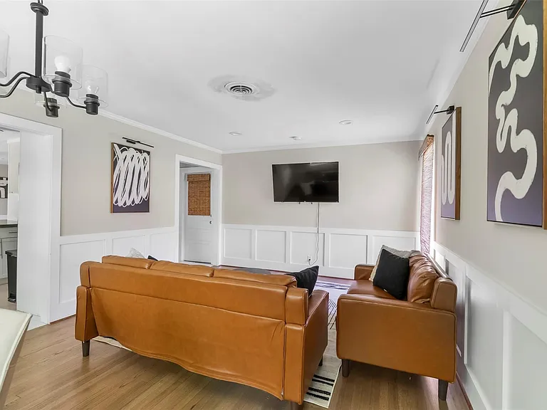5422 Lincrest Ln — Photo 16