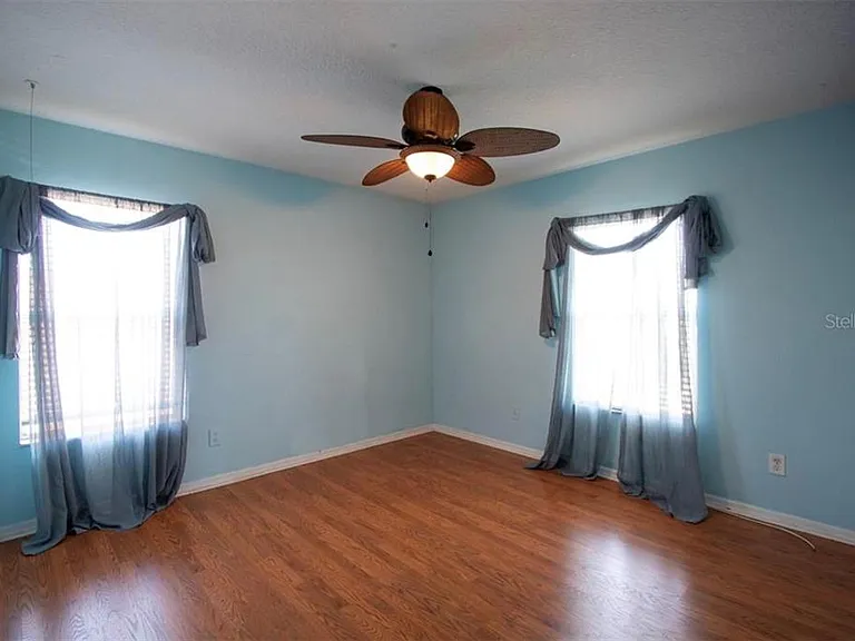 1412 Blackwater Pond Dr — Photo 18