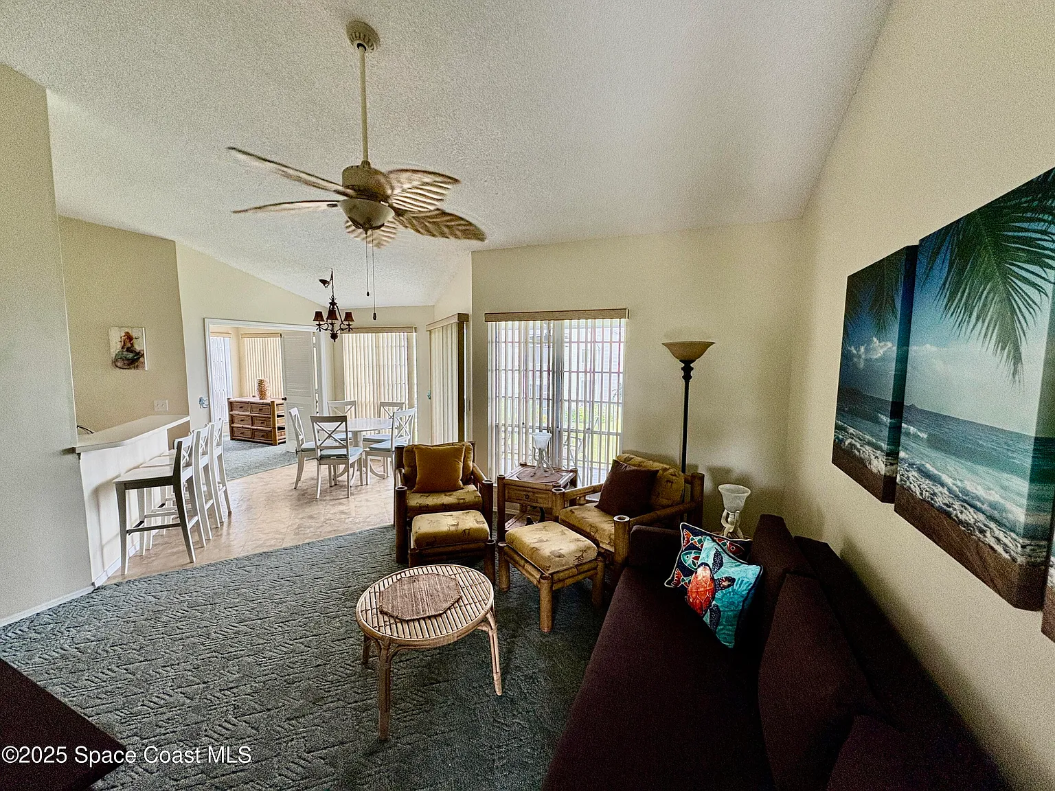 3 bed, 2.0 bath, 1186 sqft, $1,800 — Photo 2