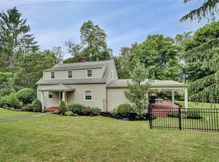 36 Willow Rd, Carmel, NY 10512