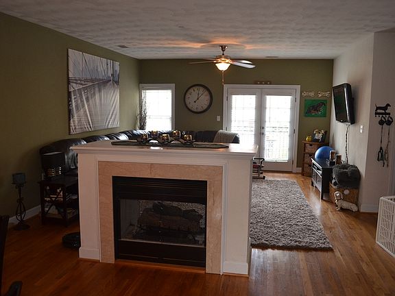 3rd image of 805 Westover Ave Unit B