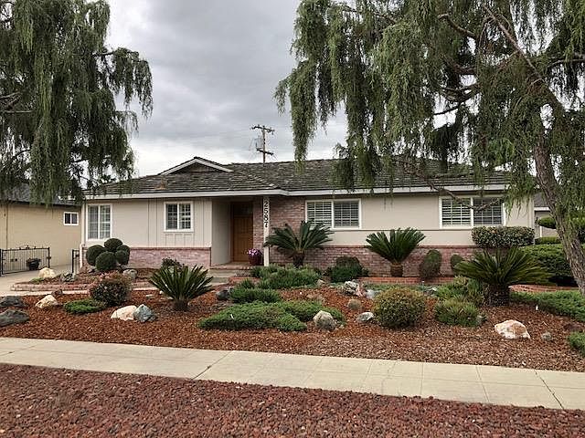 1st image of 2587 Nightingale Dr