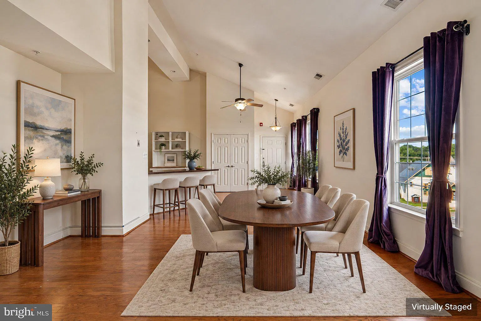 2 bed, 2.0 bath, 1769 sqft, $2,495 — Photo 2