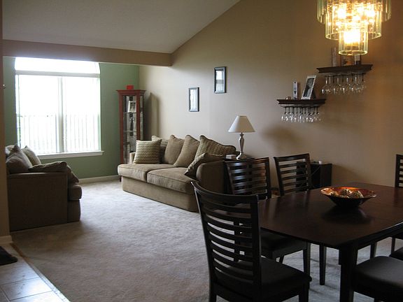 Formal living area and dinning
