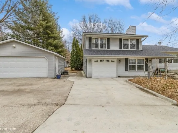 1267 SE 68th St, Pleasant Hill, IA 50327