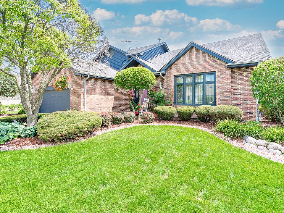 1st image of 11751 Greenfield Dr