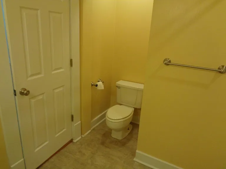 1304 S Cherokee Ave — Photo 13