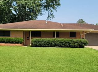 6245 Taylor St, Groves, TX 77619