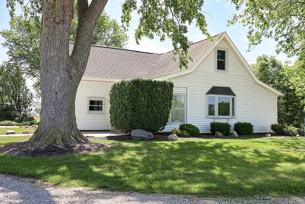 6827 S County Road 1000 E, Kirklin, IN 46050 MLS 21919961 Zillow