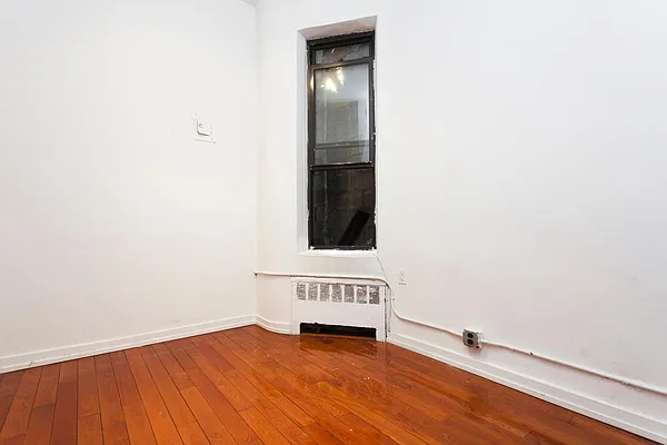 Rented by Keller Williams NYC | media 24