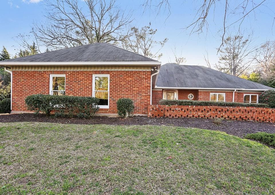 1st image of 616 Trailwood Ln