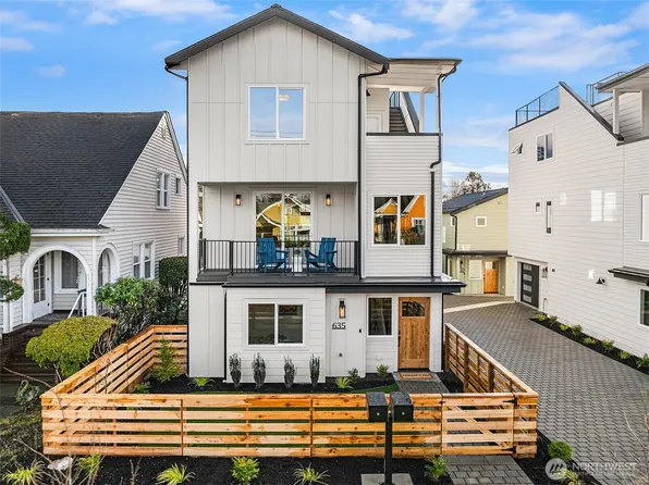 635 NW 77th Street, Seattle, WA 98117